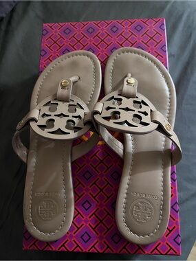 Tory Burch Miller Sandals Calf Leather Colour Light makeup